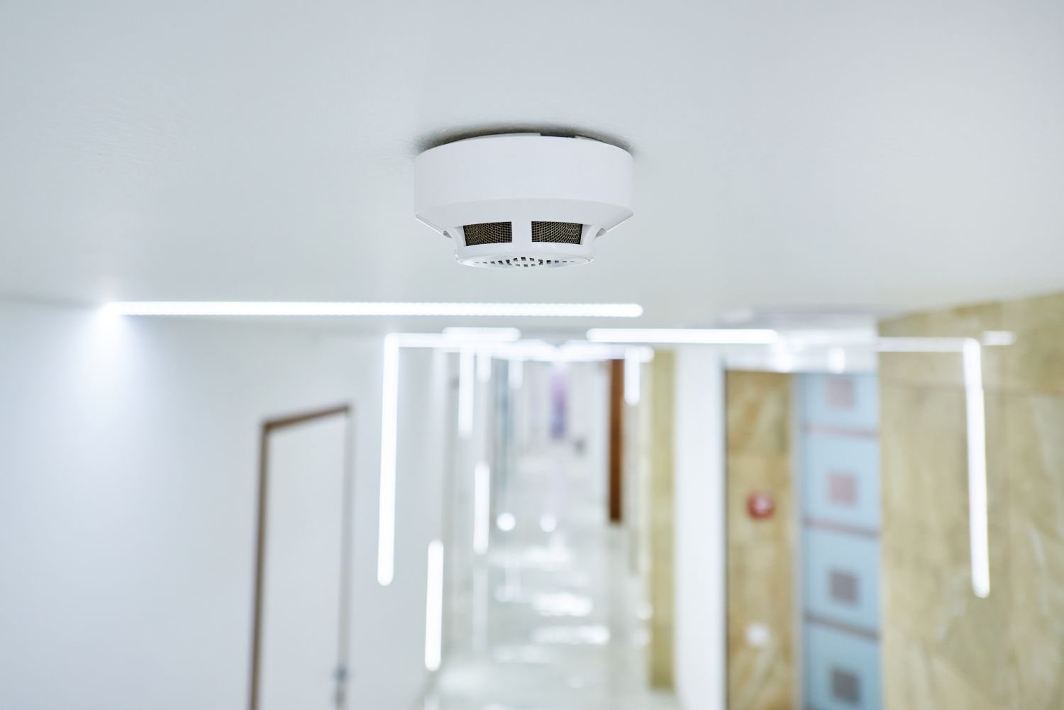 รับติดตั้ง Smoke Detector